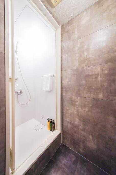 Apartamento Sanacion Namba 難波千日前の5Ldk120平米 駅徒歩2分 広々バルコニーでバーベキューも可能 Osaka Exterior foto