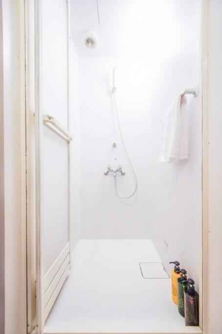 Apartamento Sanacion Namba 難波千日前の5Ldk120平米 駅徒歩2分 広々バルコニーでバーベキューも可能 Osaka Exterior foto