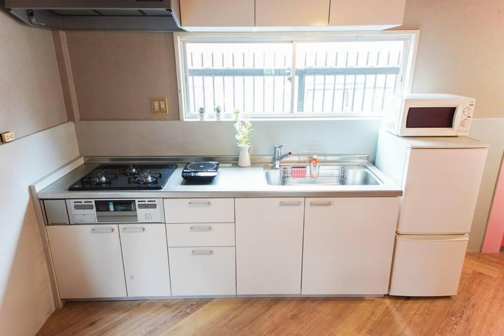 Apartamento Sanacion Namba 難波千日前の5Ldk120平米 駅徒歩2分 広々バルコニーでバーベキューも可能 Osaka Exterior foto