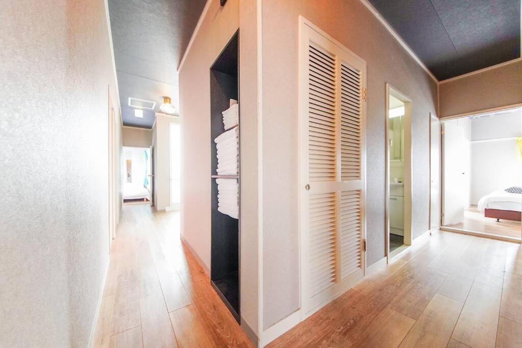 Apartamento Sanacion Namba 難波千日前の5Ldk120平米 駅徒歩2分 広々バルコニーでバーベキューも可能 Osaka Exterior foto